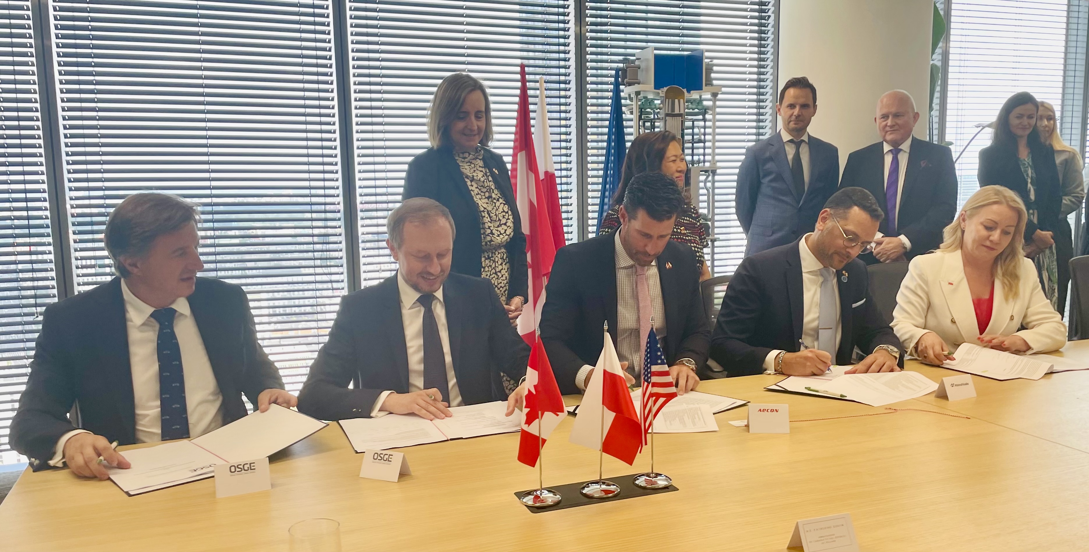 Signing of teaaming agreement with Poland and partners